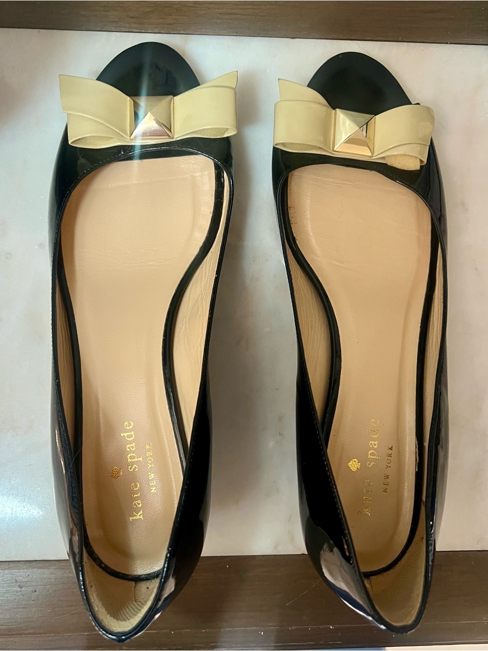 kate spade Black Patent Peep-Toe Flats with Cream Bow Never Worn